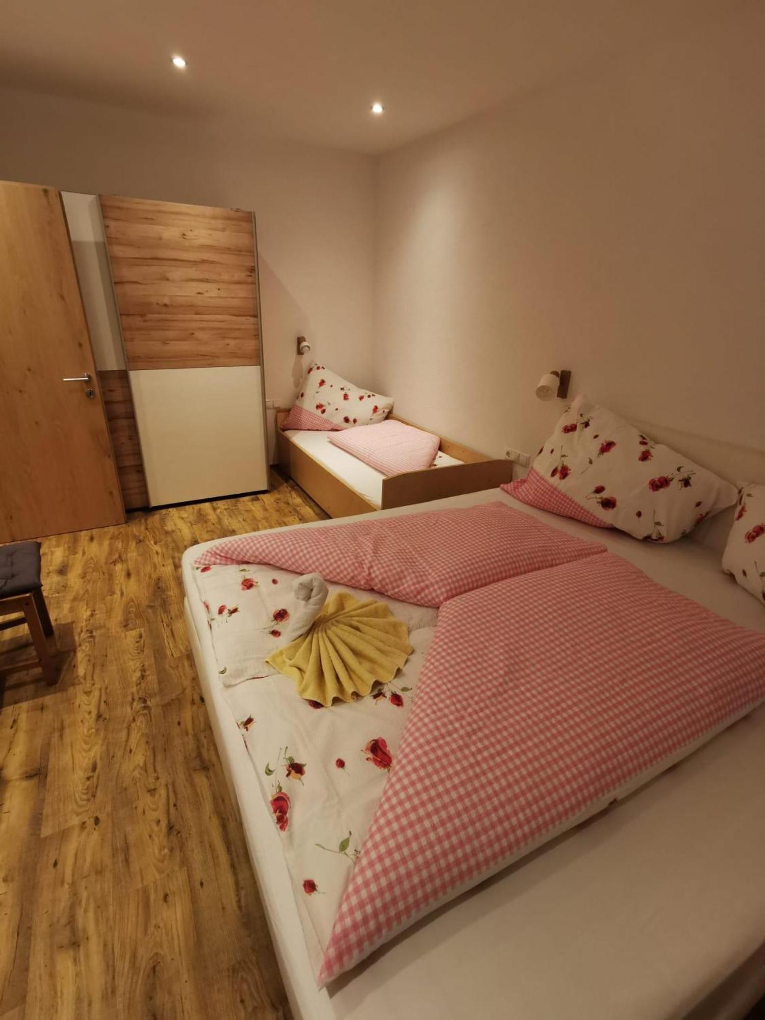 Apart Emilia Schönwies Exteriér fotografie